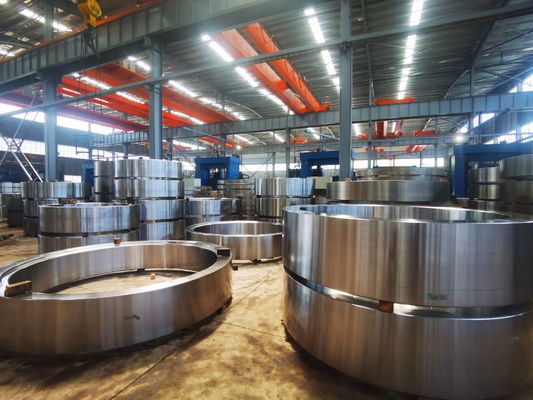 Anelli per ingranaggi 34CrNiMo6 Anelli forgiati progettati per una robustezza ottimale e una resistenza all'usura in condizioni operative difficili